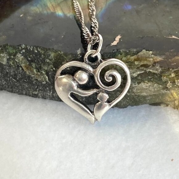 Sterling Silver 925 Mother & Child Scrollwork Heart Pendant Necklace 18" Chain - Picture 2 of 16